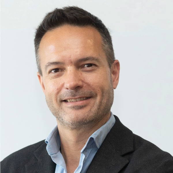 Santiago Velez